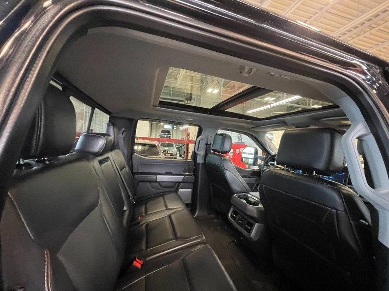 Ford Super Duty F-250 SRW Vehicle Image 15