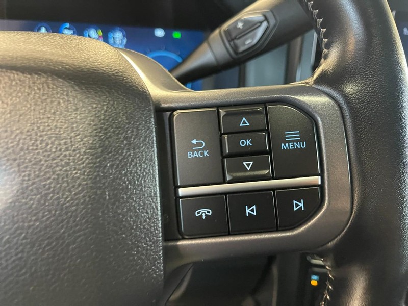 Ford Super Duty F-250 SRW Vehicle Image 27