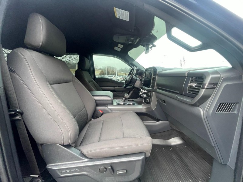 Ford F-150 Vehicle Image 10