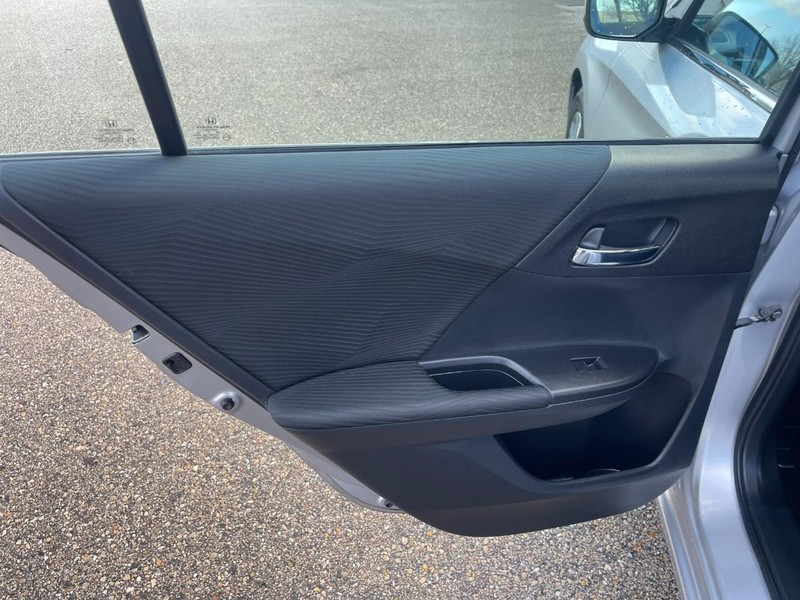 Honda Accord Sedan Vehicle Image 13