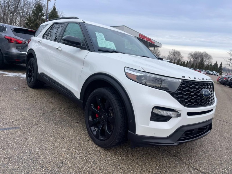 Ford Explorer Vehicle Image 02