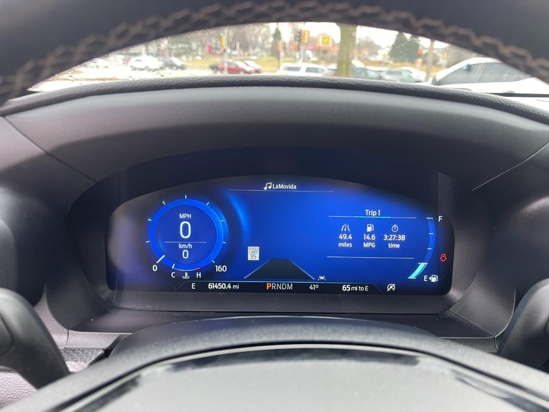 Ford Explorer Vehicle Image 23