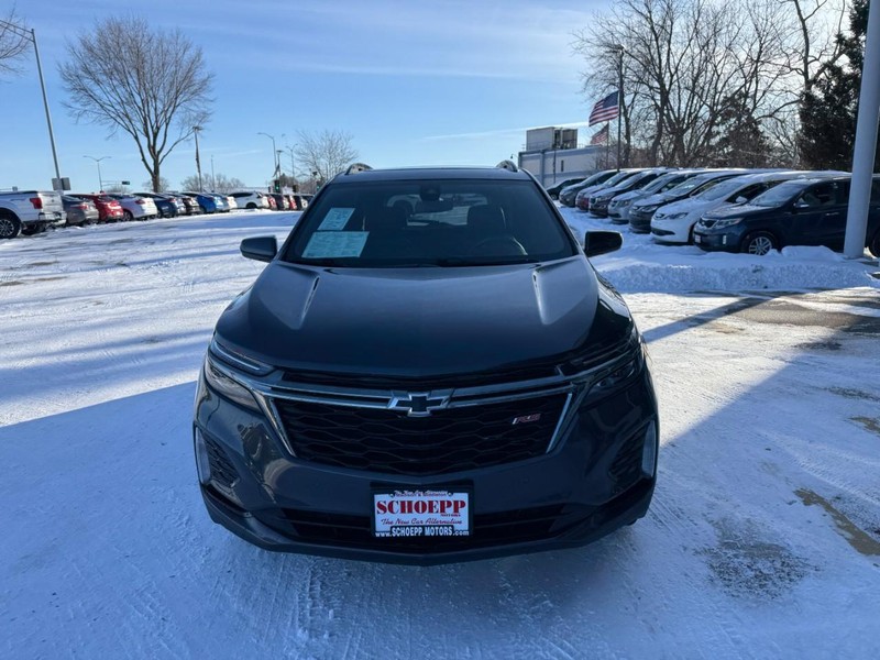 Chevrolet Equinox Vehicle Image 02