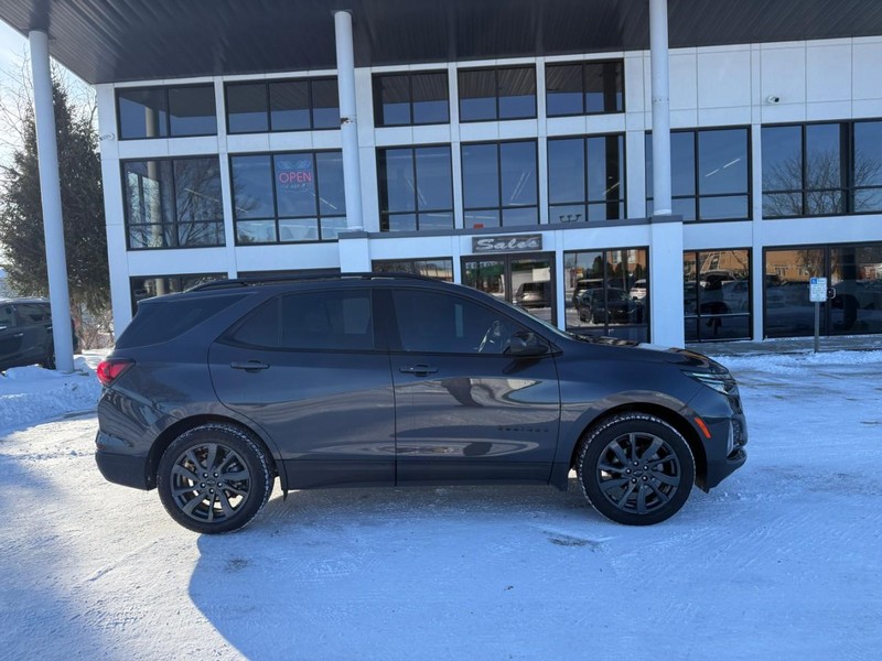 Chevrolet Equinox Vehicle Image 04