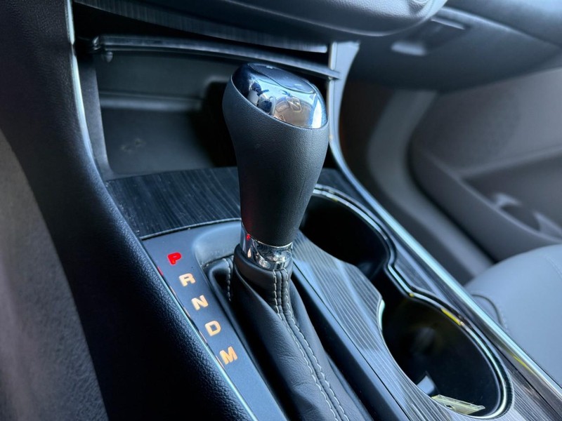 Chevrolet Impala Vehicle Image 27