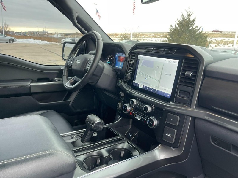 Ford F-150 Vehicle Image 02