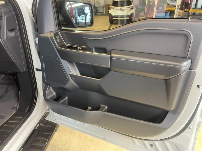 Ford F-150 Vehicle Image 11