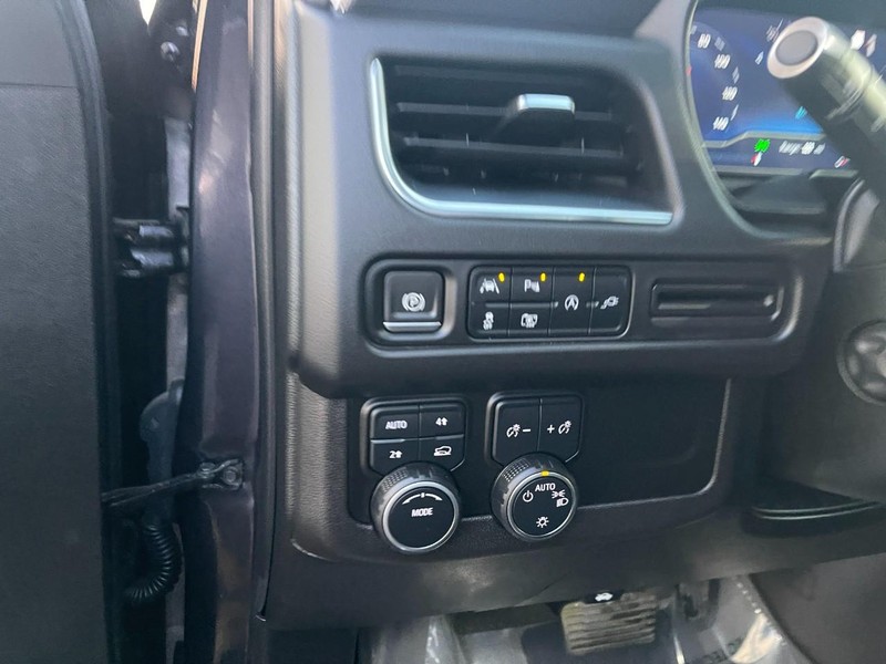 Chevrolet Tahoe Vehicle Image 24