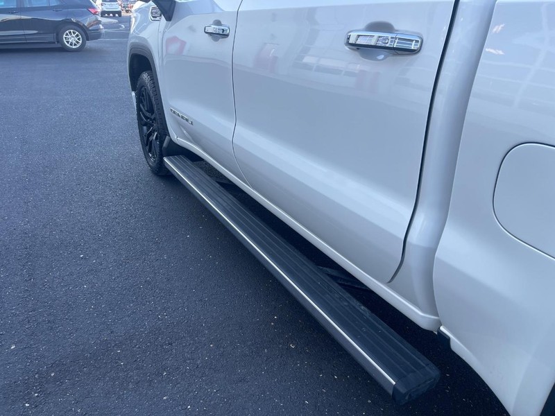 GMC Sierra 1500 Vehicle Image 13