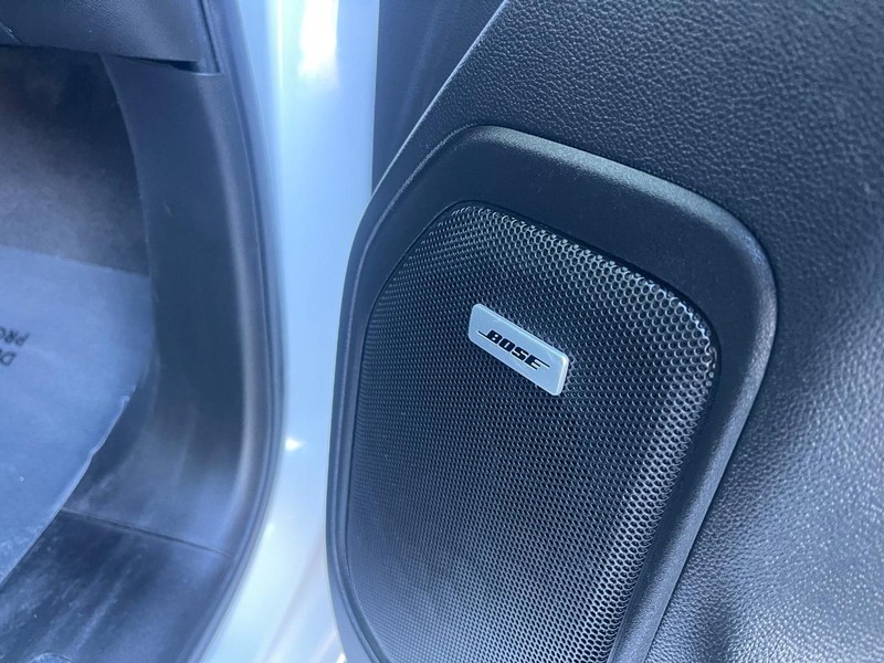 GMC Sierra 1500 Vehicle Image 14