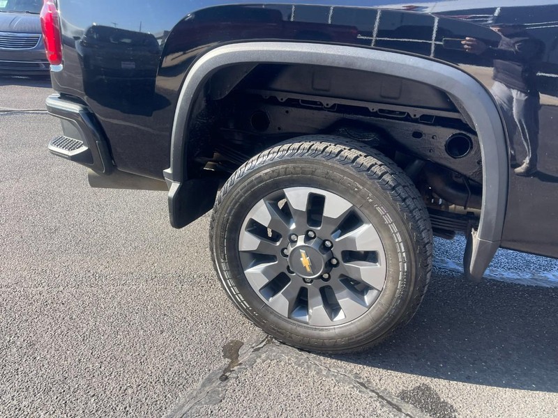 Chevrolet Silverado 2500HD Vehicle Image 08