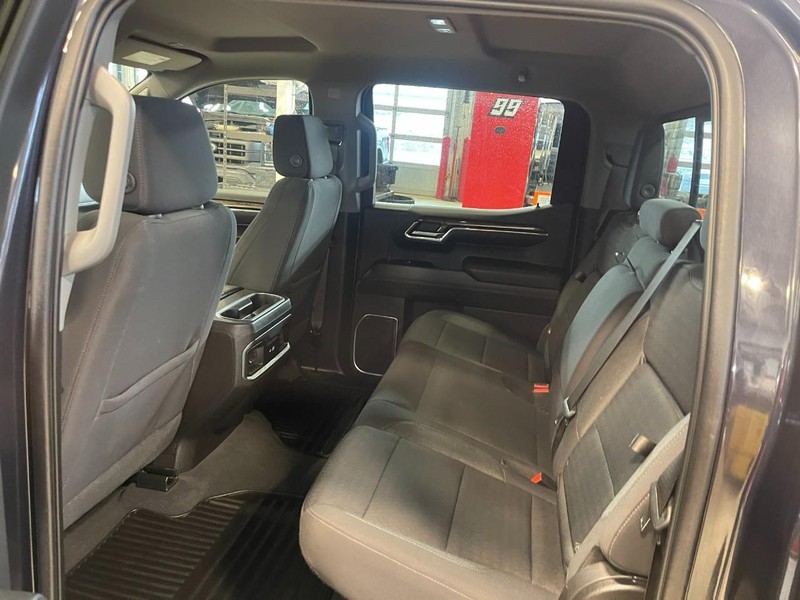 GMC Sierra 1500 Vehicle Image 16