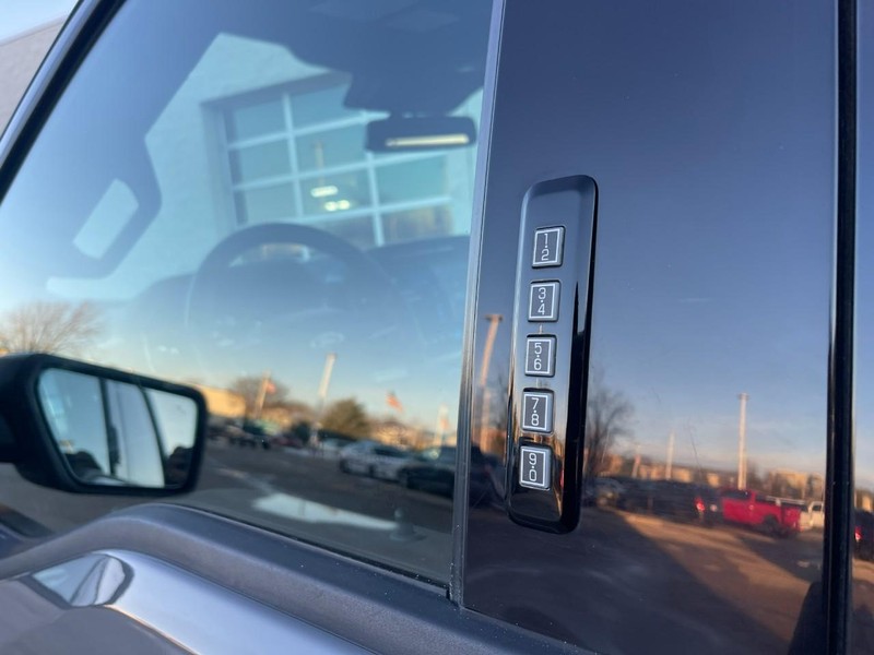 Ford F-150 Vehicle Image 18