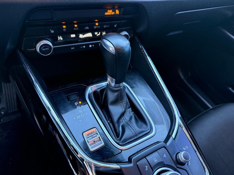 Mazda CX-9 Vehicle Image 29