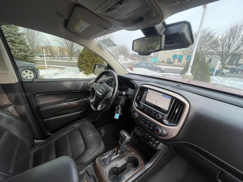 GMC Canyon Vehicle Image 05