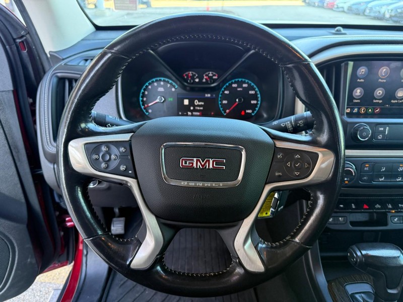 GMC Canyon Vehicle Image 19