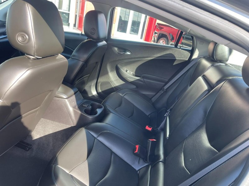 Chevrolet Volt Vehicle Image 14