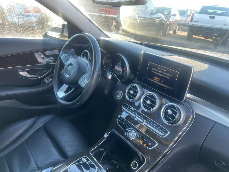 Mercedes-Benz C-Class Vehicle Image 02