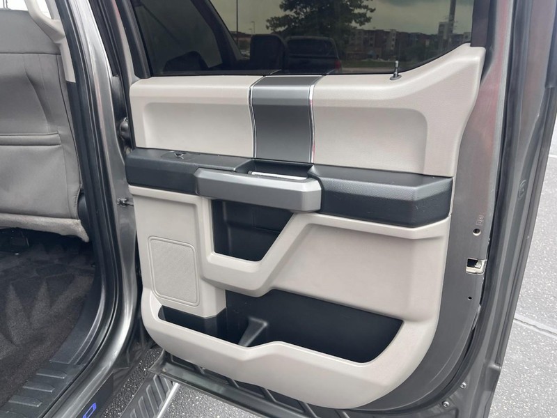 Ford F-150 Vehicle Image 08