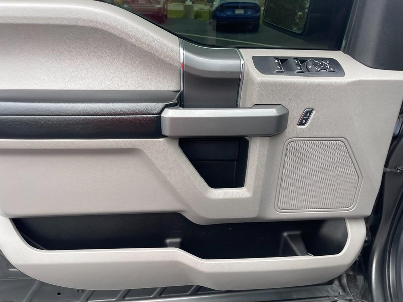 Ford F-150 Vehicle Image 12