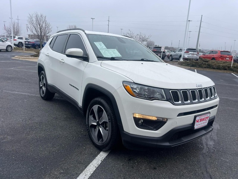 Jeep Compass Vehicle Image 02