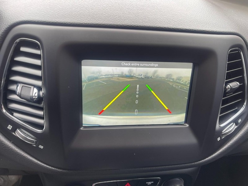 Jeep Compass Vehicle Image 29