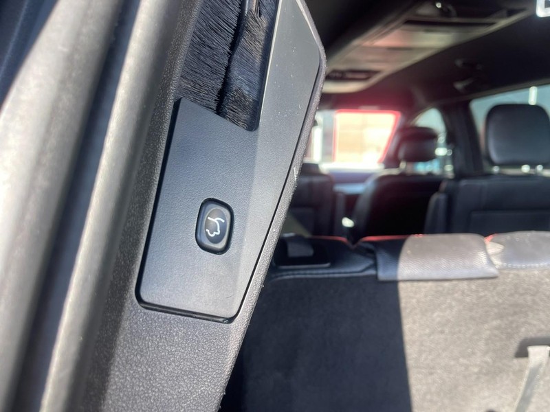 Dodge Grand Caravan Vehicle Image 17