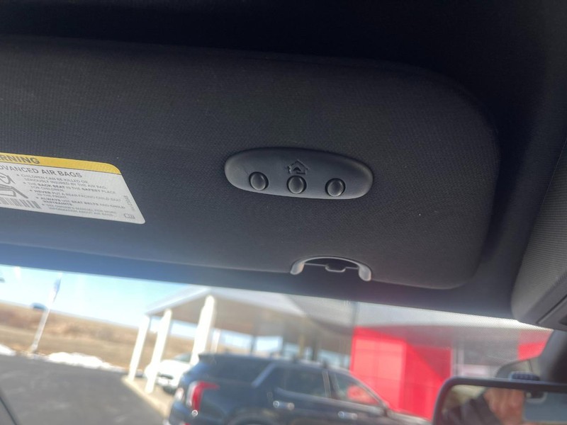 Dodge Grand Caravan Vehicle Image 32