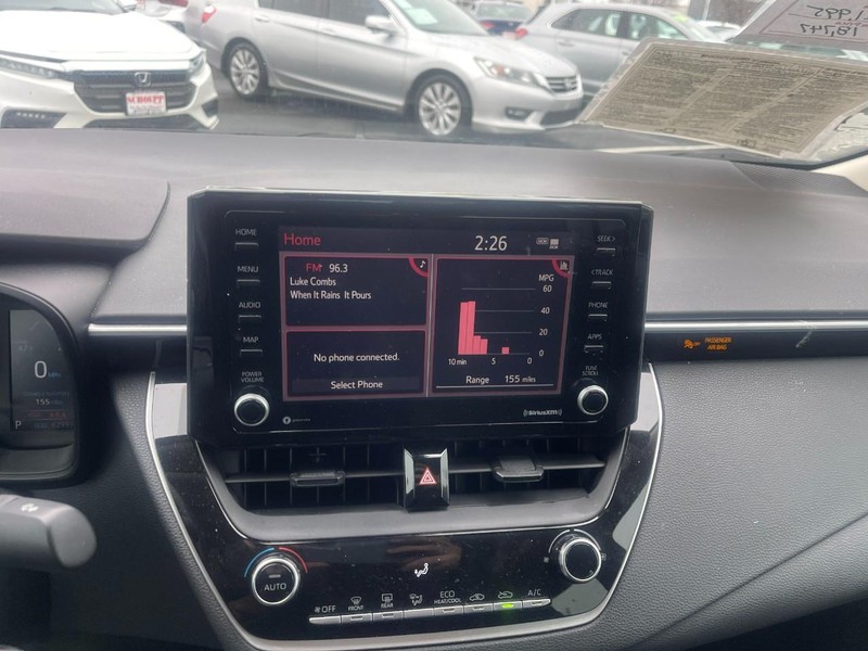 Toyota Corolla Vehicle Image 12