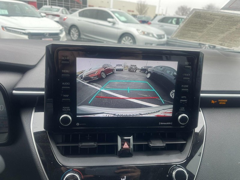 Toyota Corolla Vehicle Image 13