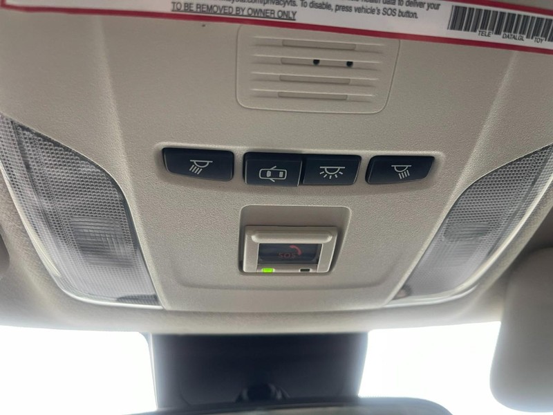 Toyota Corolla Vehicle Image 14