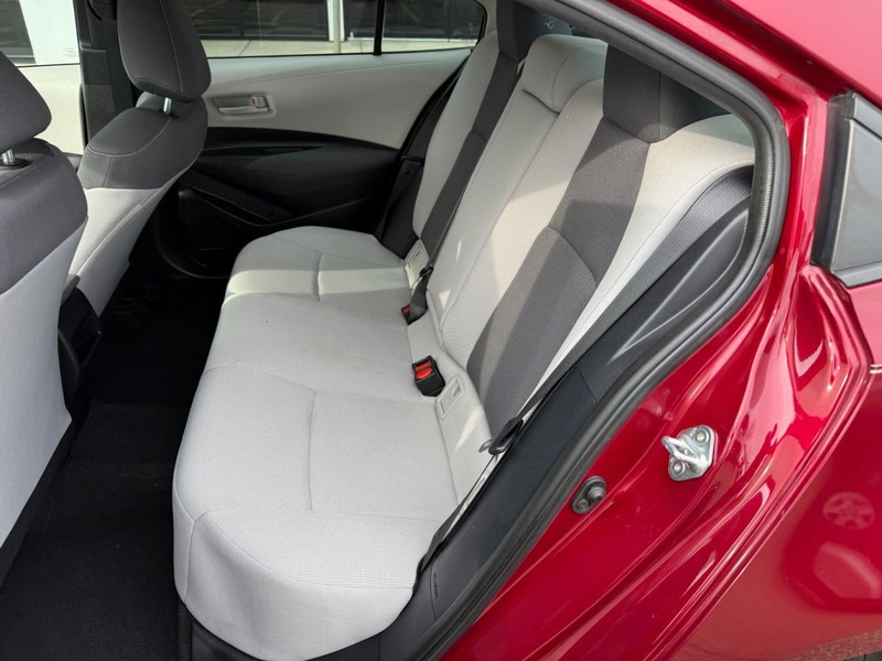 Toyota Corolla Vehicle Image 10