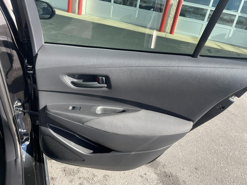 Toyota Corolla Vehicle Image 09