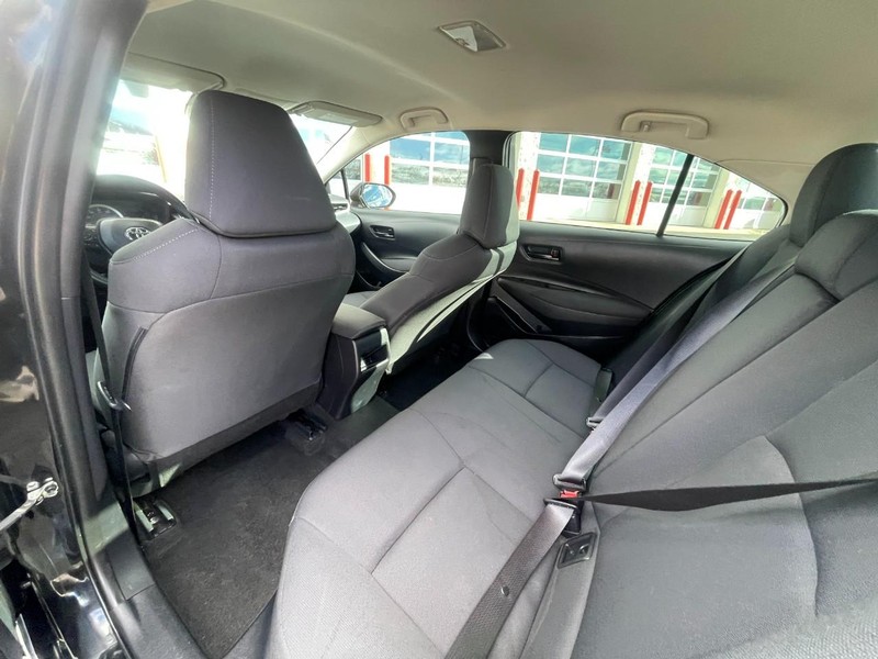 Toyota Corolla Vehicle Image 10