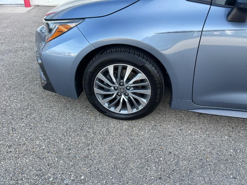 Toyota Corolla Vehicle Image 06