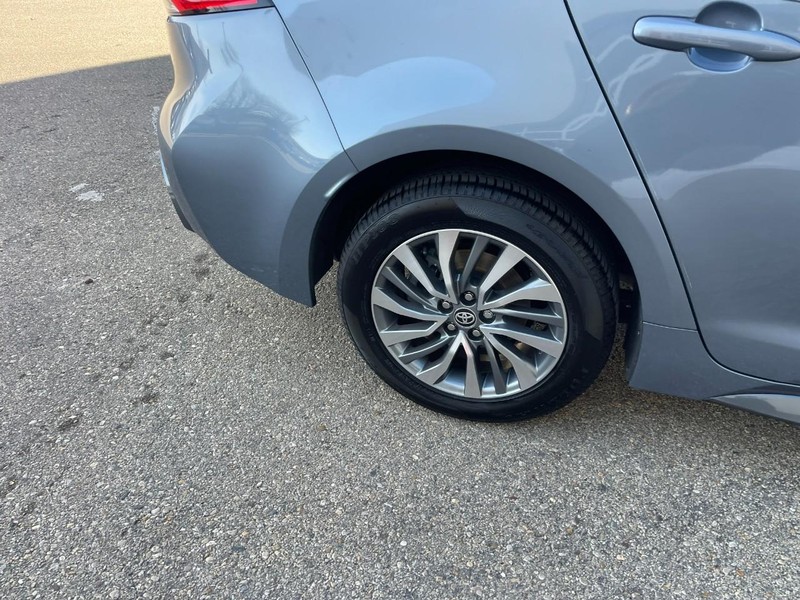 Toyota Corolla Vehicle Image 08