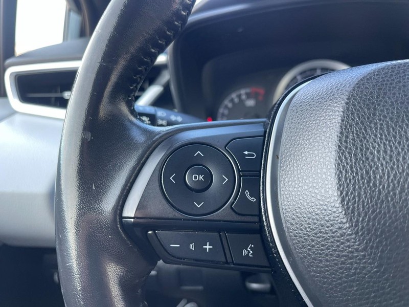 Toyota Corolla Vehicle Image 22