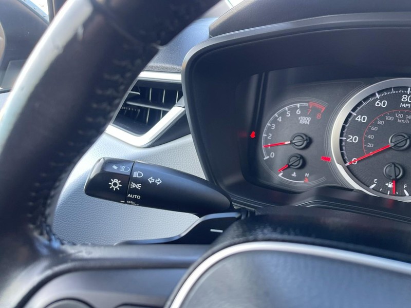 Toyota Corolla Vehicle Image 24