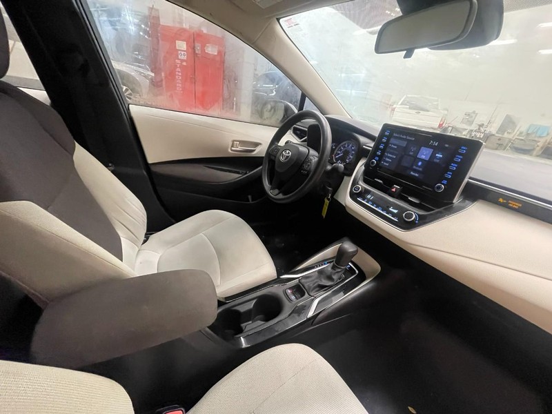 Toyota Corolla Vehicle Image 05