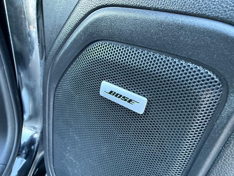 GMC Sierra 1500 Vehicle Image 18