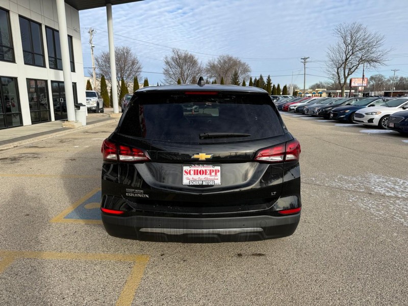 Chevrolet Equinox Vehicle Image 06
