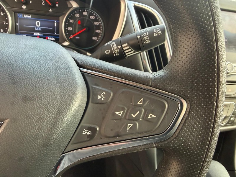 Chevrolet Equinox Vehicle Image 23