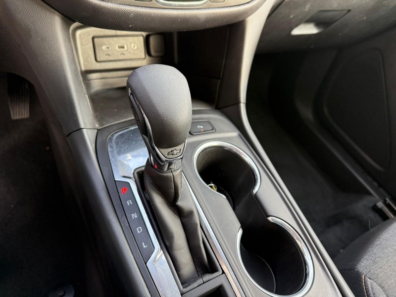 Chevrolet Equinox Vehicle Image 27