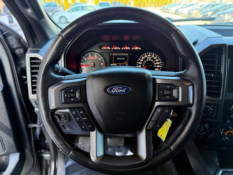 Ford F-150 Vehicle Image 21
