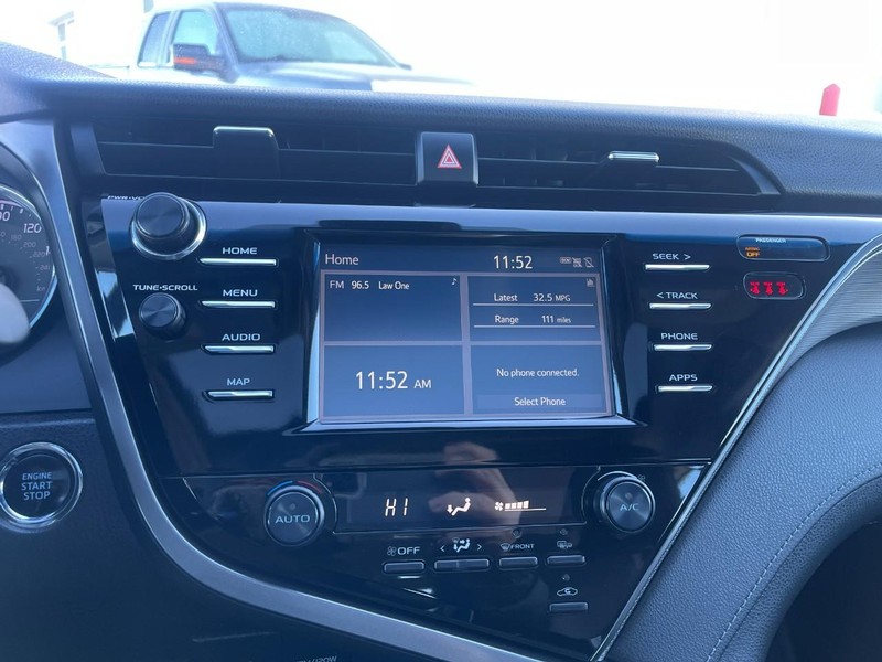 Toyota Camry Vehicle Image 20