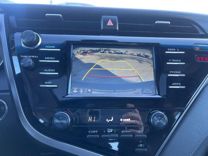 Toyota Camry Vehicle Image 23