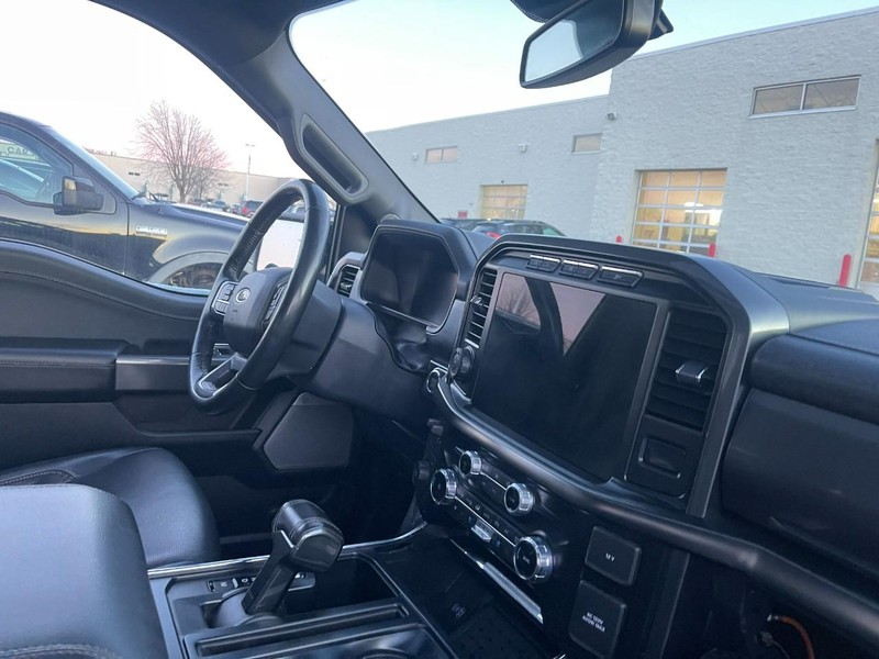 Ford F-150 Vehicle Image 02