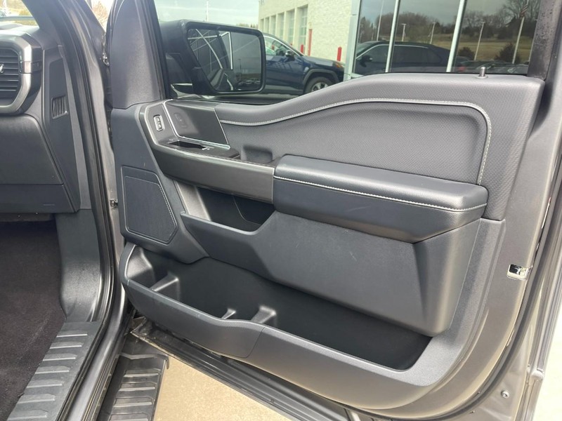 Ford F-150 Vehicle Image 12