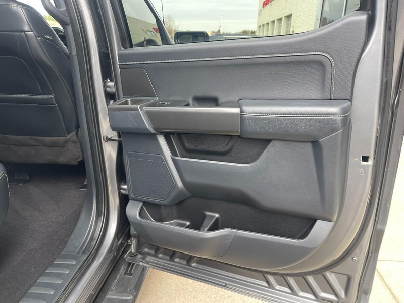 Ford F-150 Vehicle Image 16