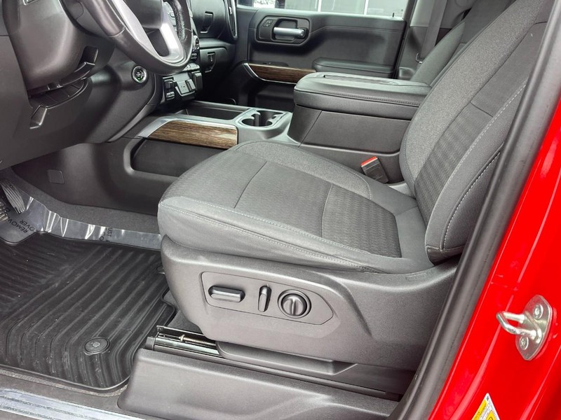 GMC Sierra 1500 Vehicle Image 15